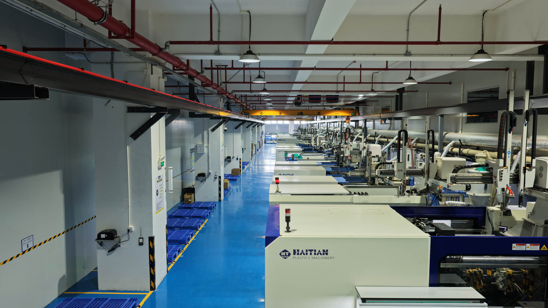 普通注塑车间 (1).jpg